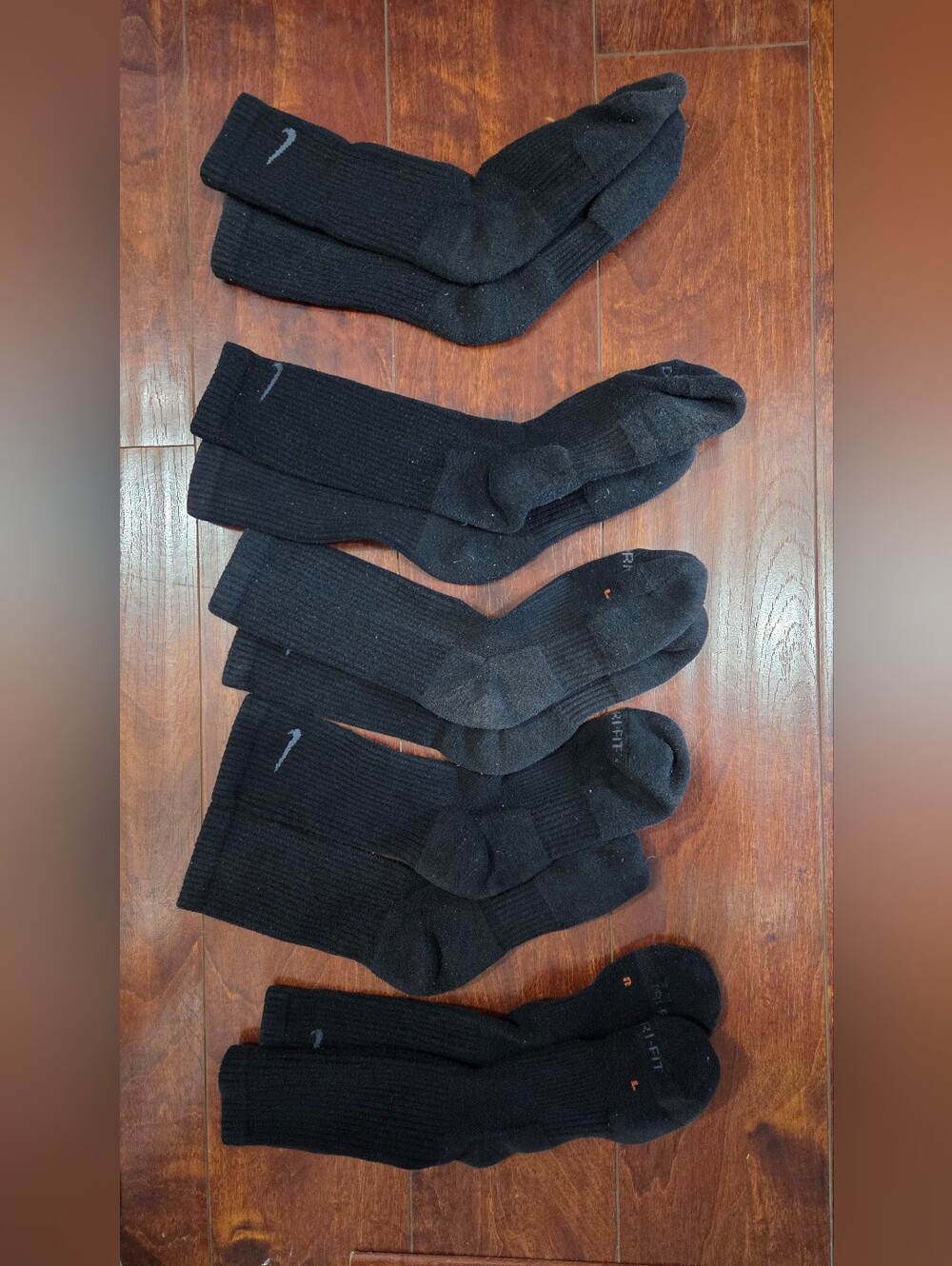 Nike Women's Dri-FIT Black Crew Socks Bundle Lot of 5 Pairs Size Medium